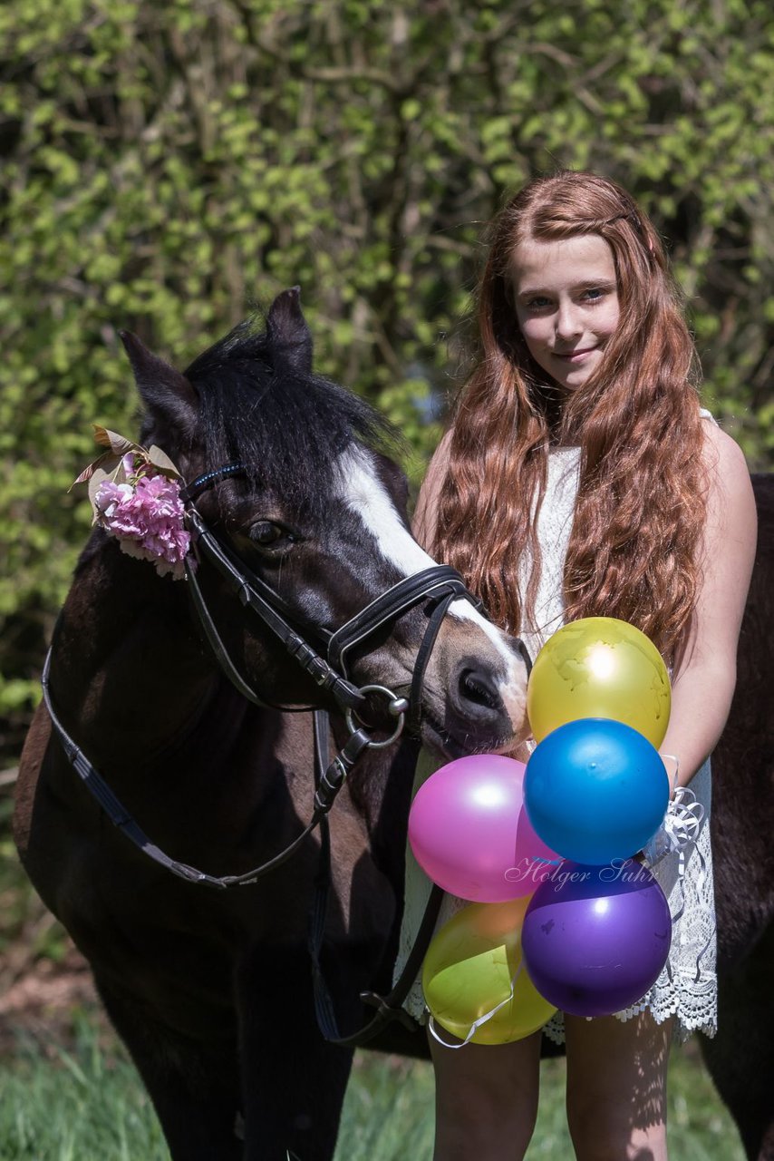 Bild 42 - Fotoshooting im Wald